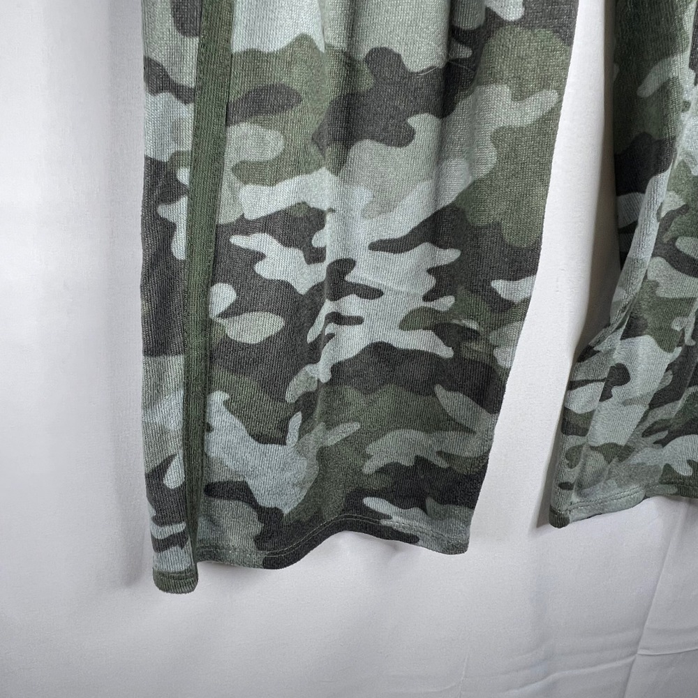 Lucky Brand Green Camo Pajama Set Women XL Lounge Pants Shorts Sleepwear Soft - Picture 5 of 15